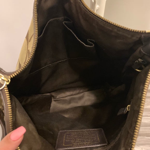 Authentic Coach Purse - Picture 4 of 4